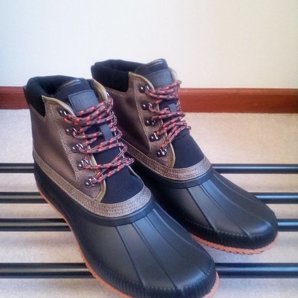TOMMY HILFIGER Men's Duck Boots - BRAND NEW NWOB - Picture 6 of 7